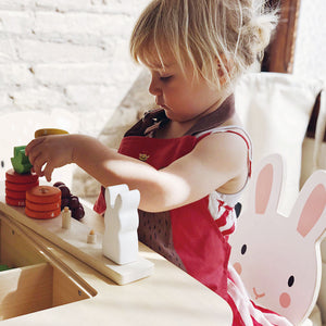 Tender Leaf Forest Table and Chairs