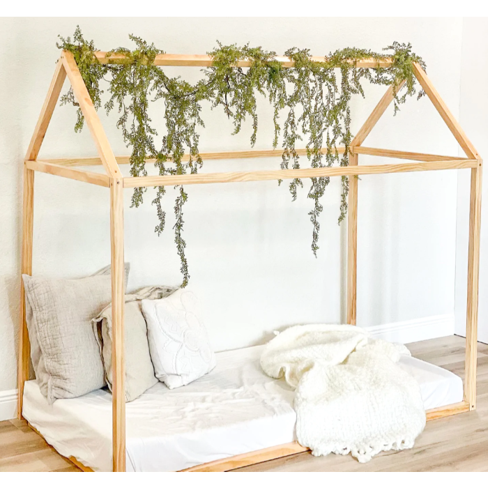 2MamaBees Montessori House bed Lifestyle Corner View