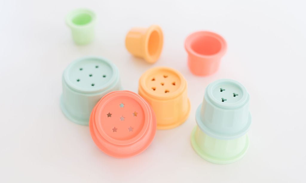 Bannor Toys Stacking Cups