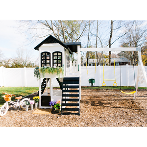 2mamabees reign 2 story playhouse  spring time