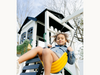 2mamabees reign 2 story playhouse swings