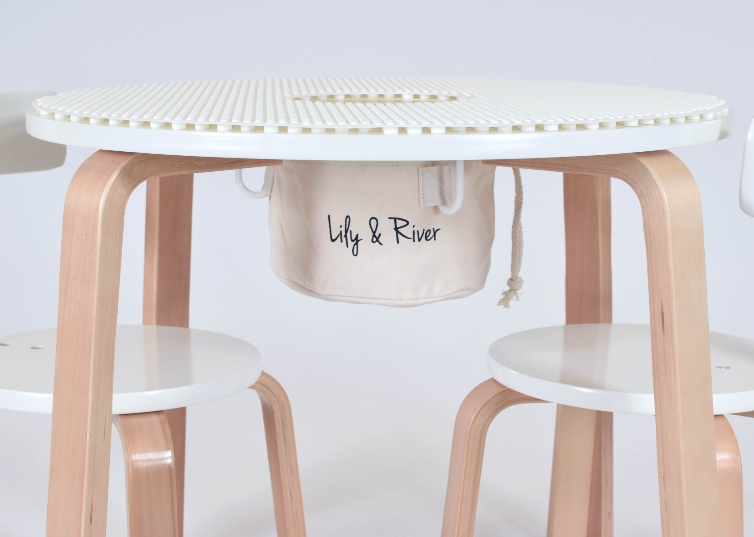Lily and River Little Creator Close up Table Chair