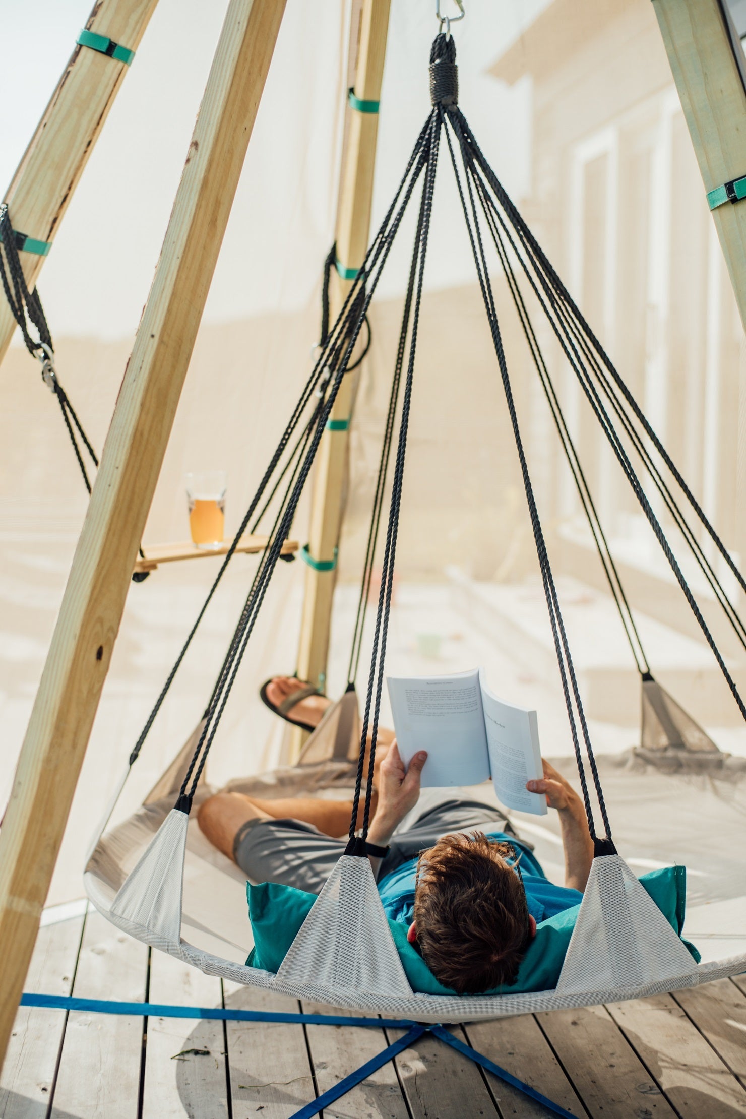 Hover Swing | Bijou Accessory