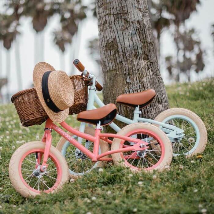 Banwood Balance Bike Vintage Lifestyle 11