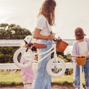 Banwood Carry Strap Lifestyle 11