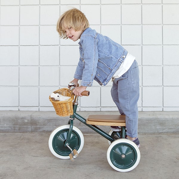 Banwood Vintage Trike Lifestyle 2