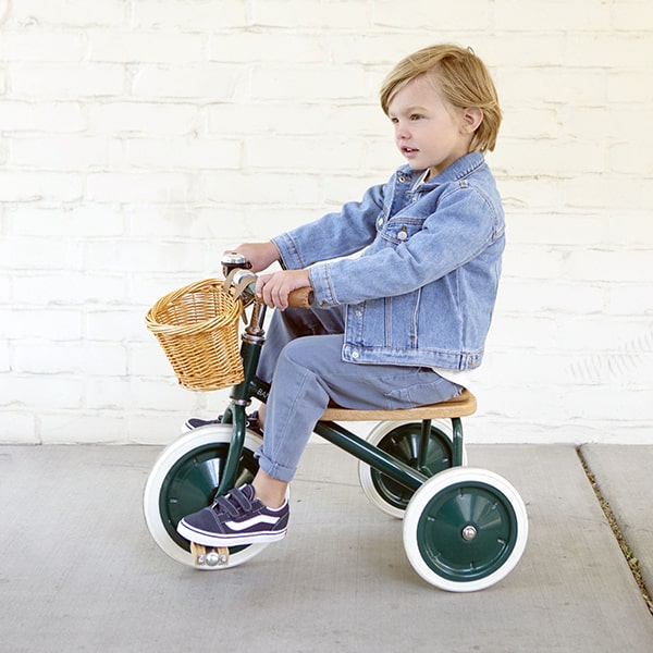 Banwood Vintage Trike Lifestyle 3