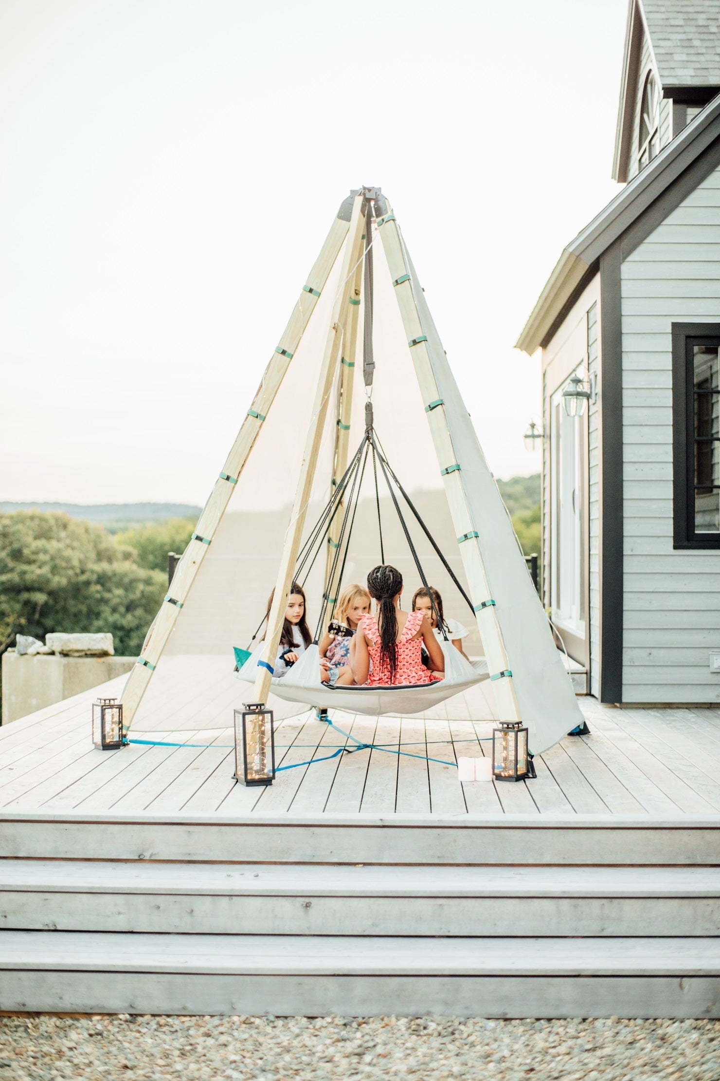 Hover Swing | Bijou Accessory