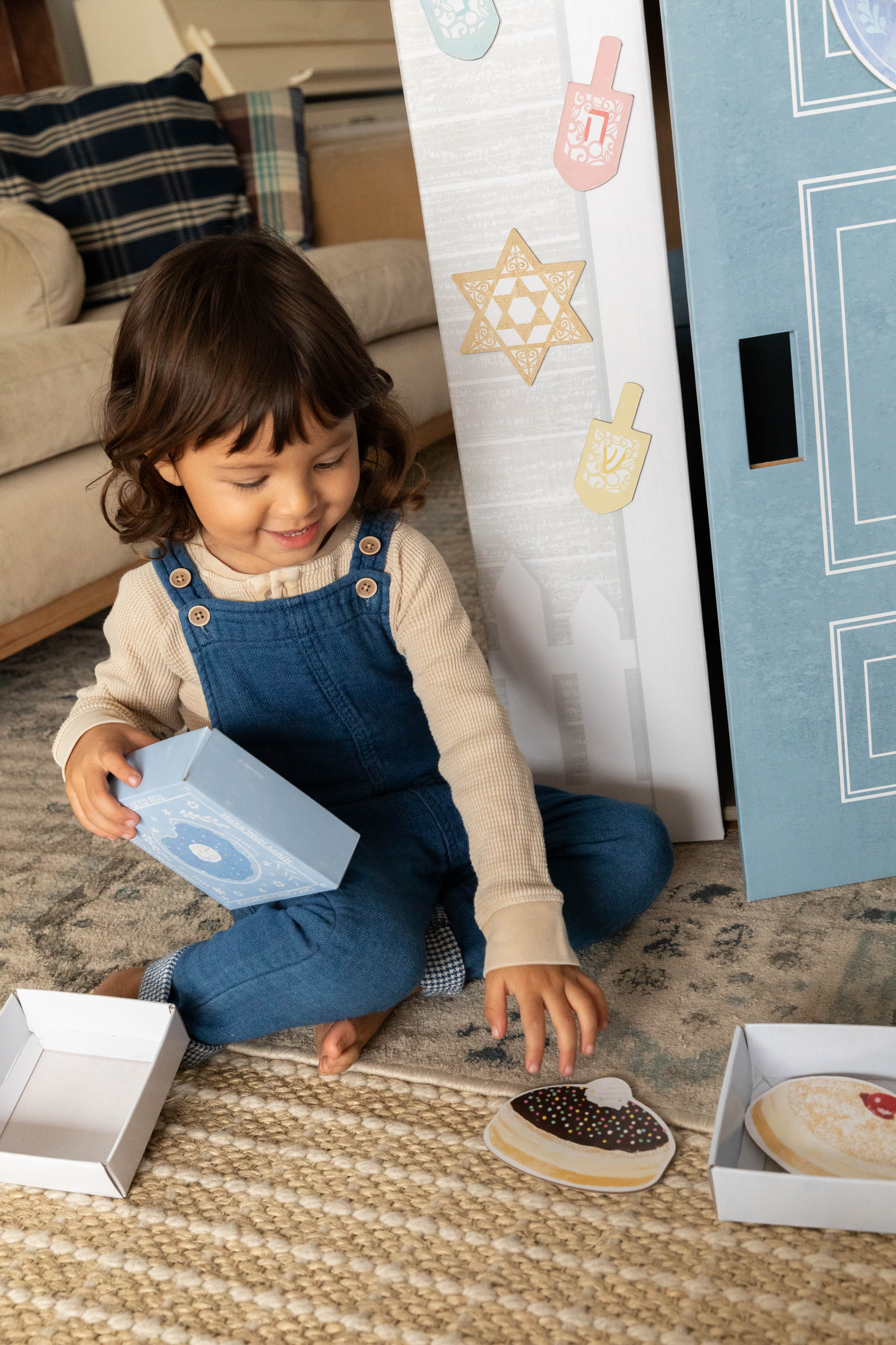 Make It Festive - Hanukkah Decor Kit