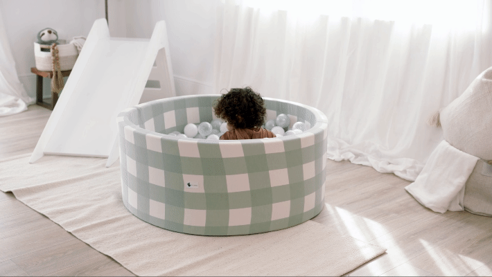 Ball Pit + 200 Pit Balls