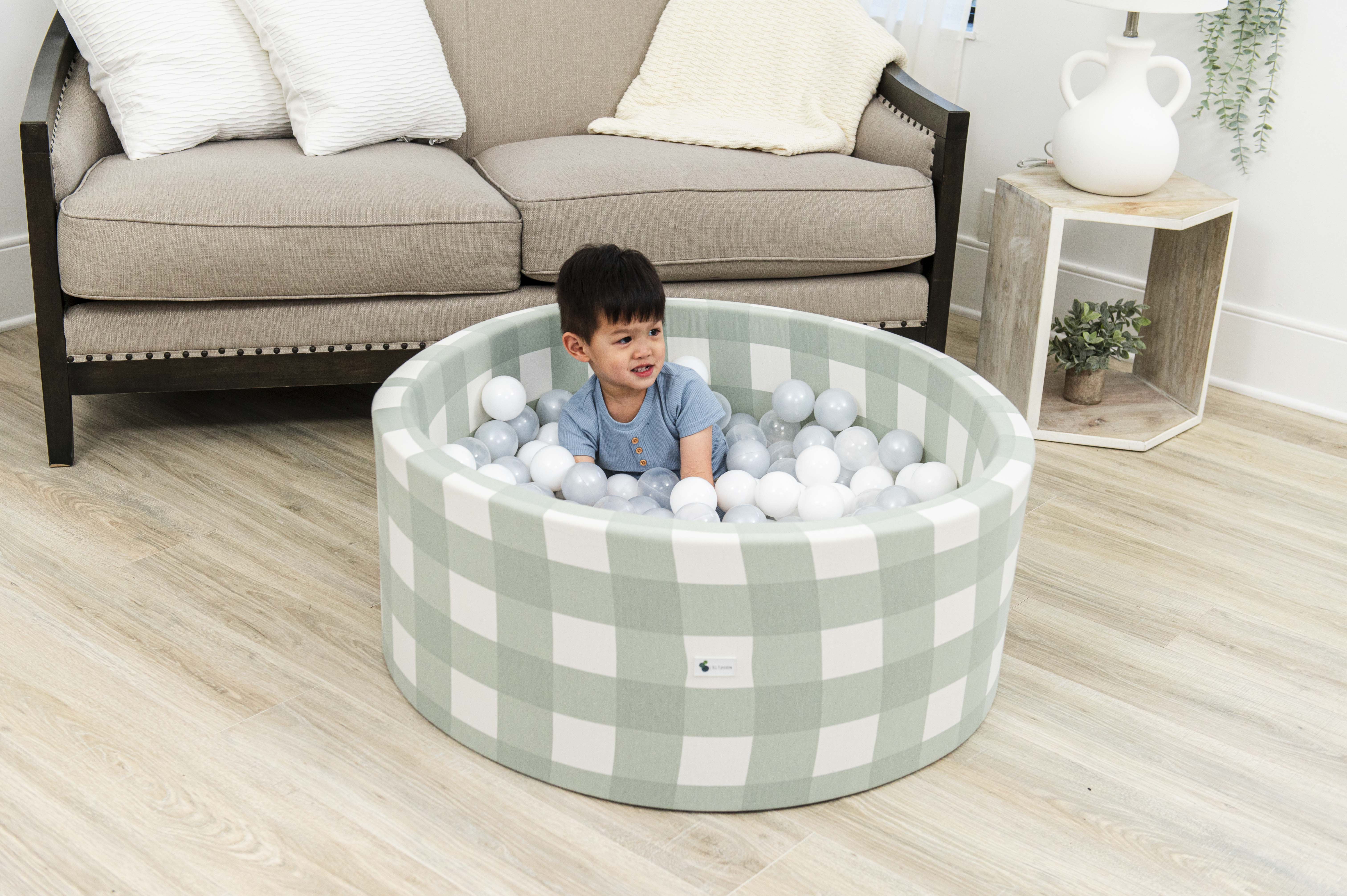 Ball Pit + 200 Pit Balls