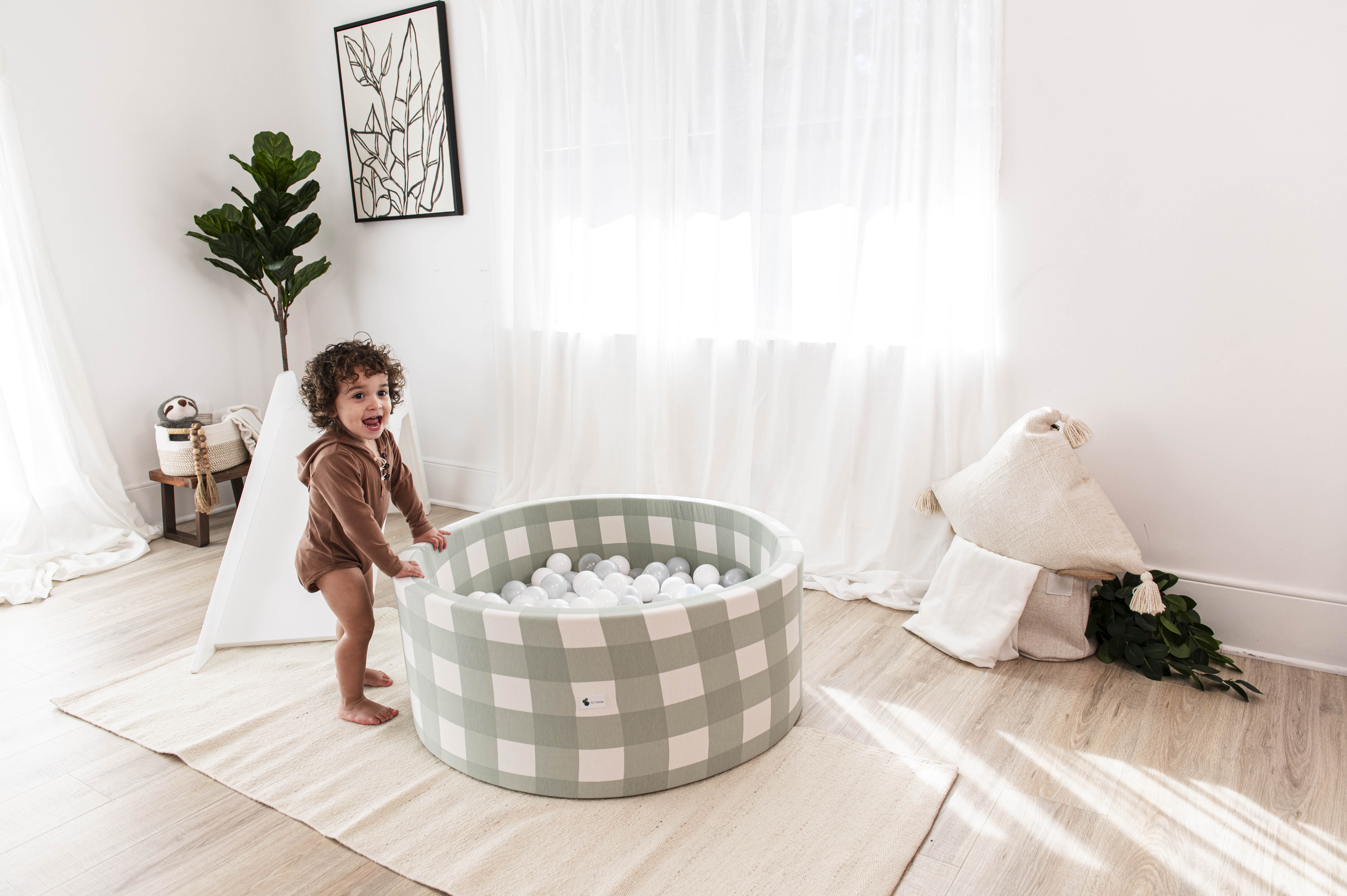 Ball Pit + 200 Pit Balls
