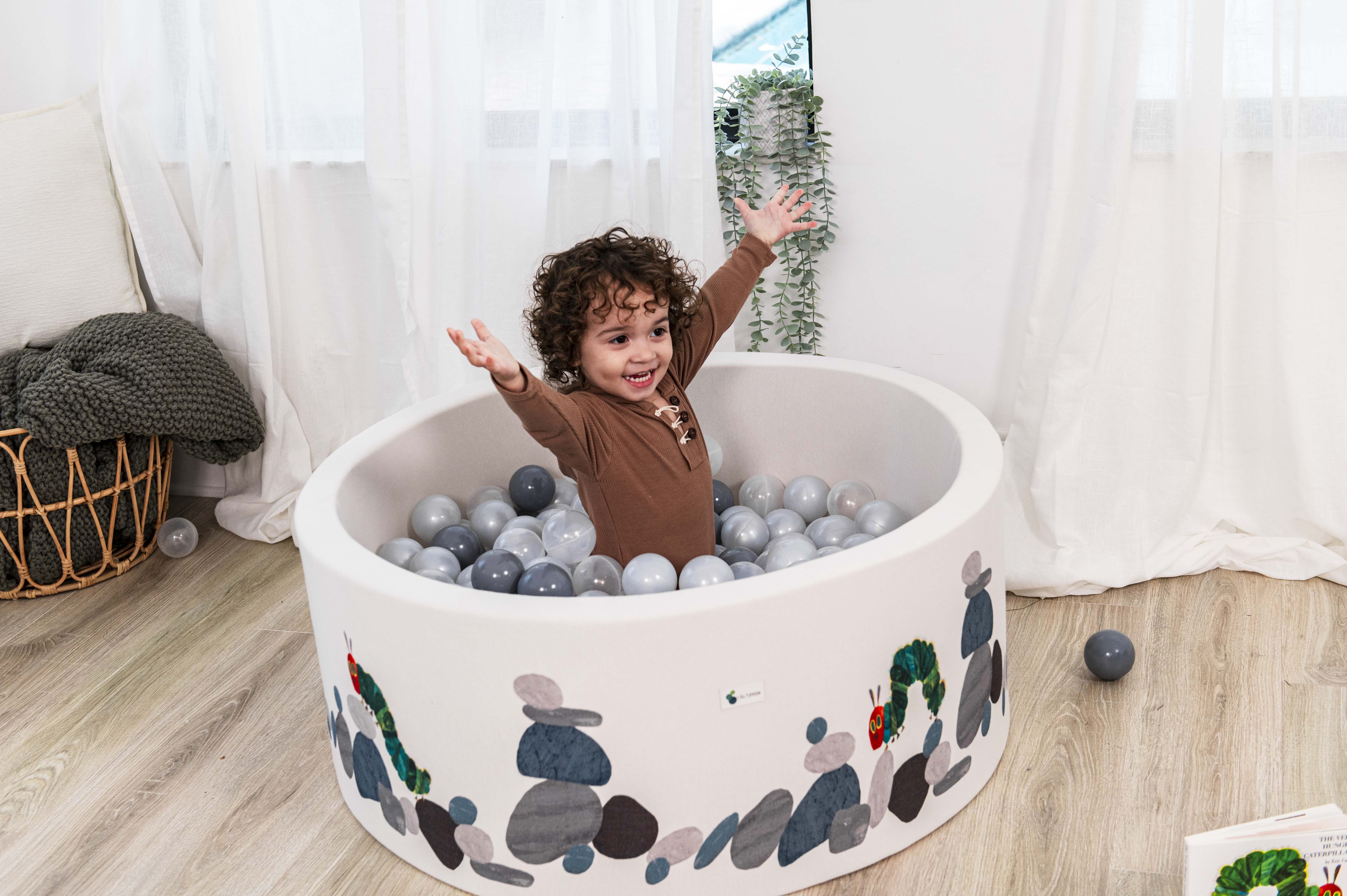Ball Pit + 200 Pit Balls