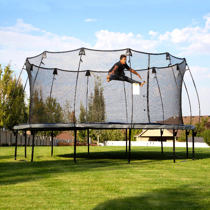 Skywalker Epic Series Round Trampoline lifestyle 2