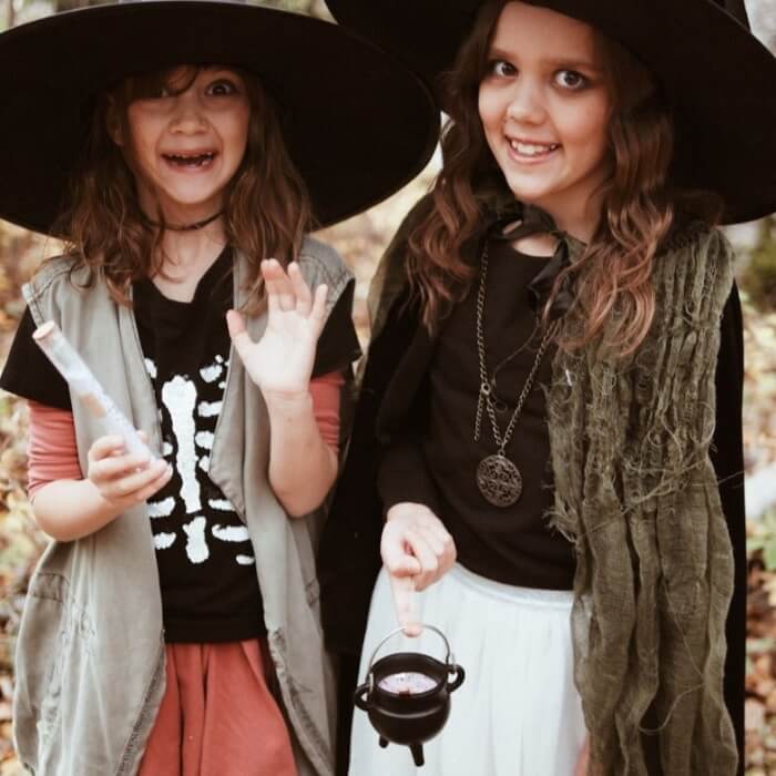 Little Hands and Nature Abracadabra - A Halloween Potion and Spell Kids in Costume