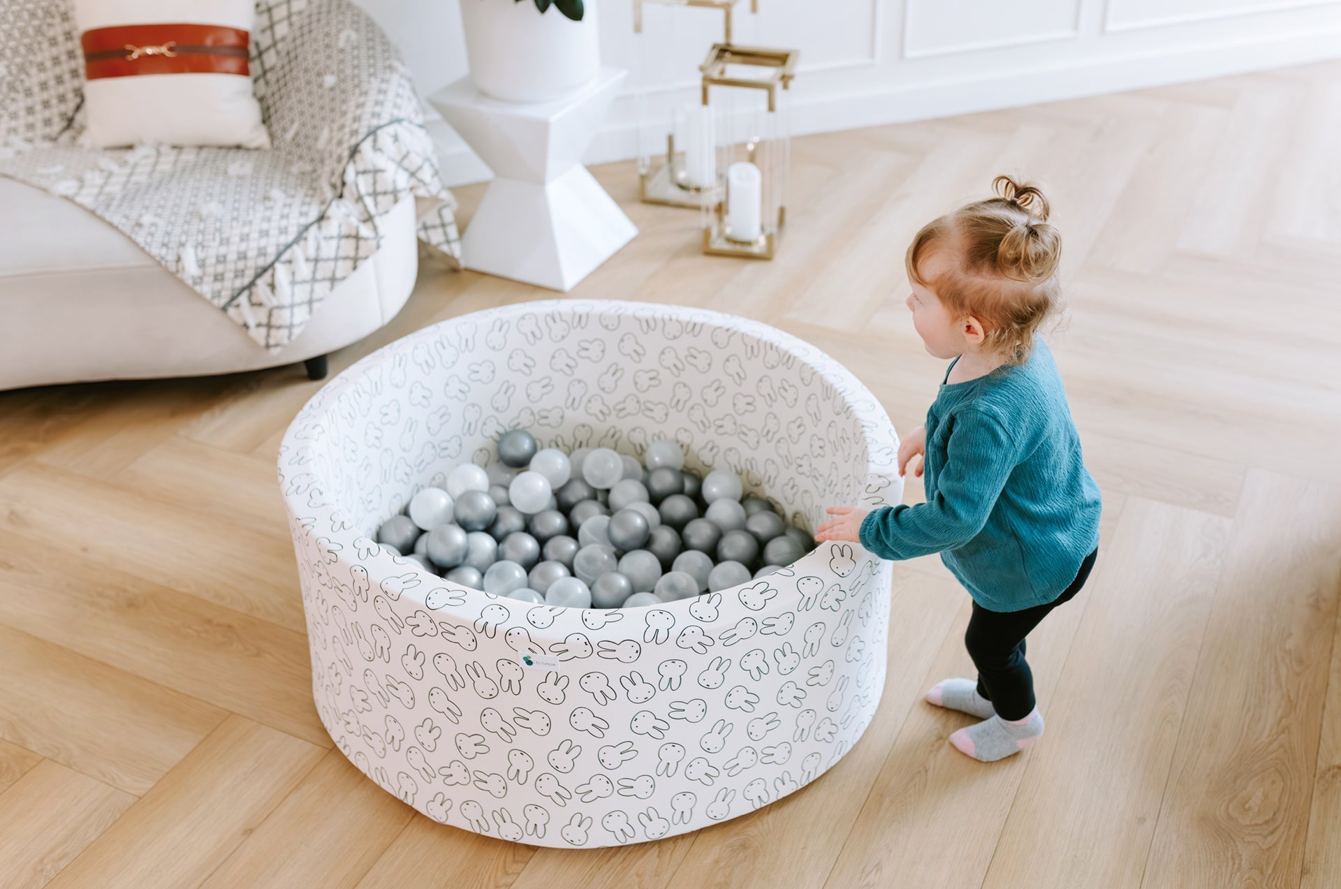 Ball Pit + 200 Pit Balls