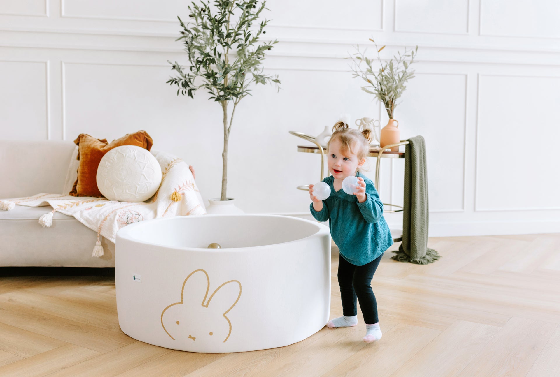 Ball Pit + 200 Pit Balls
