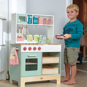 Tender Leaf Kitchen Range kid playing