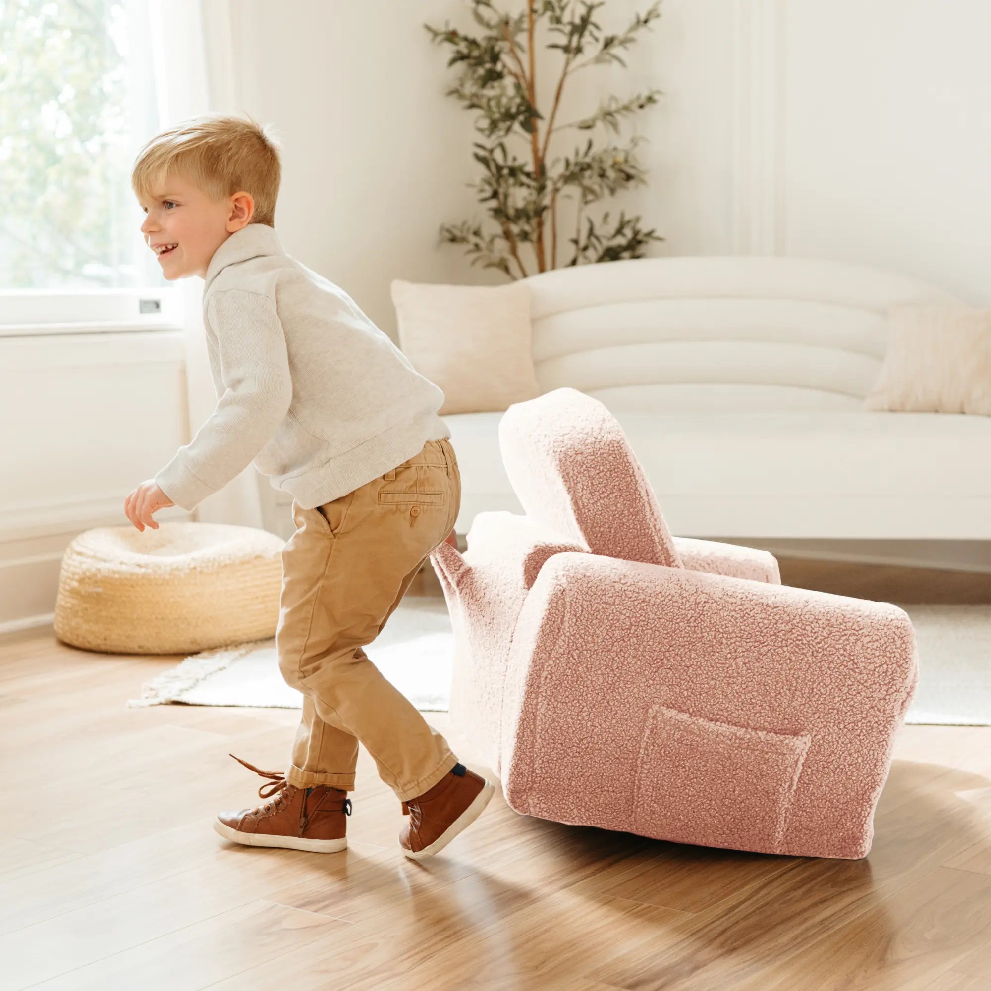 Afternoon Couch | Pink Kids Chair