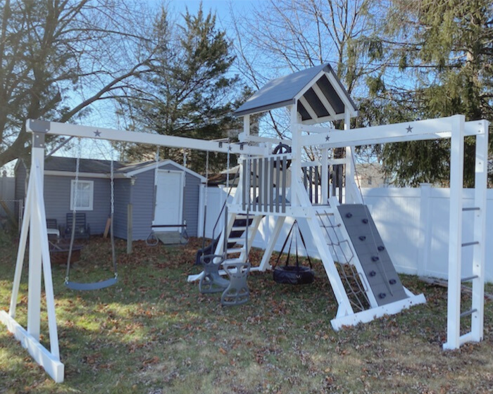 comet vinyl swing set