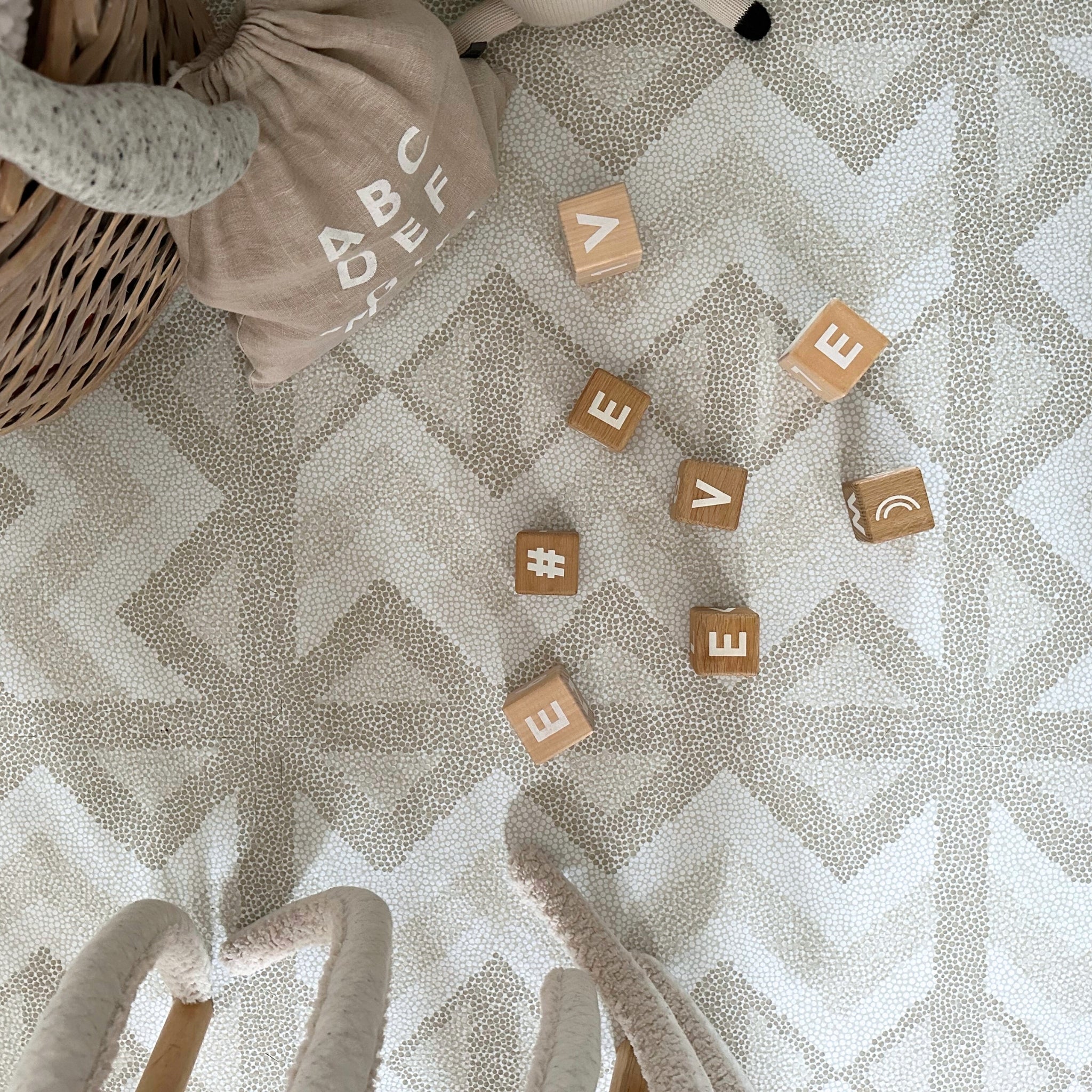 Kilim Play Mat | Feather Gray