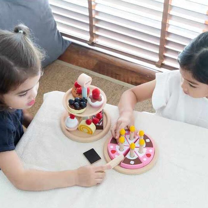 PlanToys Birthday Cake Set Lifestyle