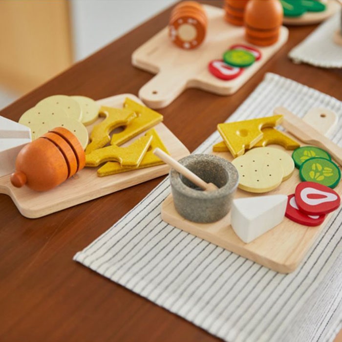 PlanToys Cheese & Charcuterie Board Top View