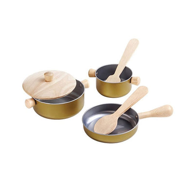 PlanToys Cooking Utensils Set Front View