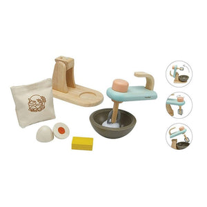 PlanToys Stand Mixer Set Front View