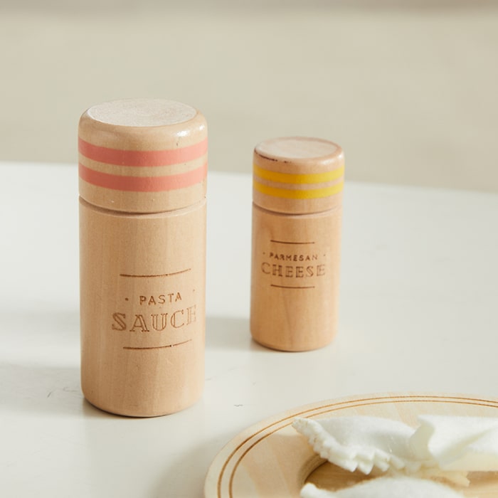 Wonder & Wise Table It Wooden Pasta Play Food Sauce